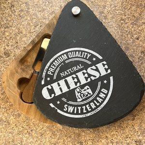 Brandani Cheese board and knife set